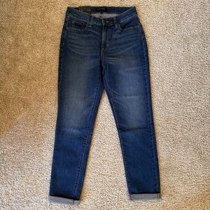 NWT Banana Republic Denim Women's Curvy Girlfriend Low Rise Jeans